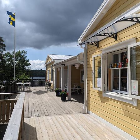 Varhaga Vandrarhem Sjuntorp Exterior foto