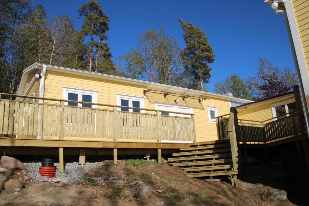 Varhaga Vandrarhem Sjuntorp Exterior foto