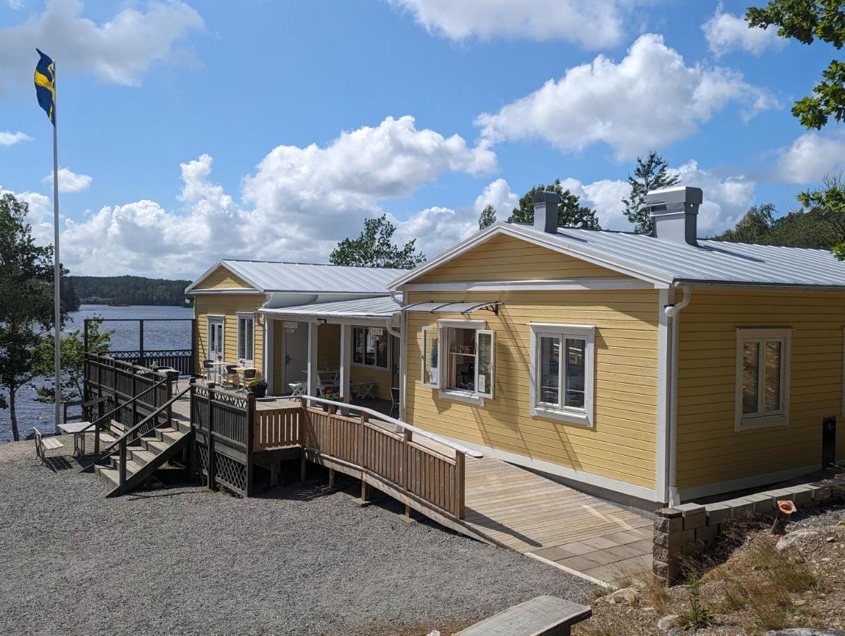 Varhaga Vandrarhem Sjuntorp Exterior foto