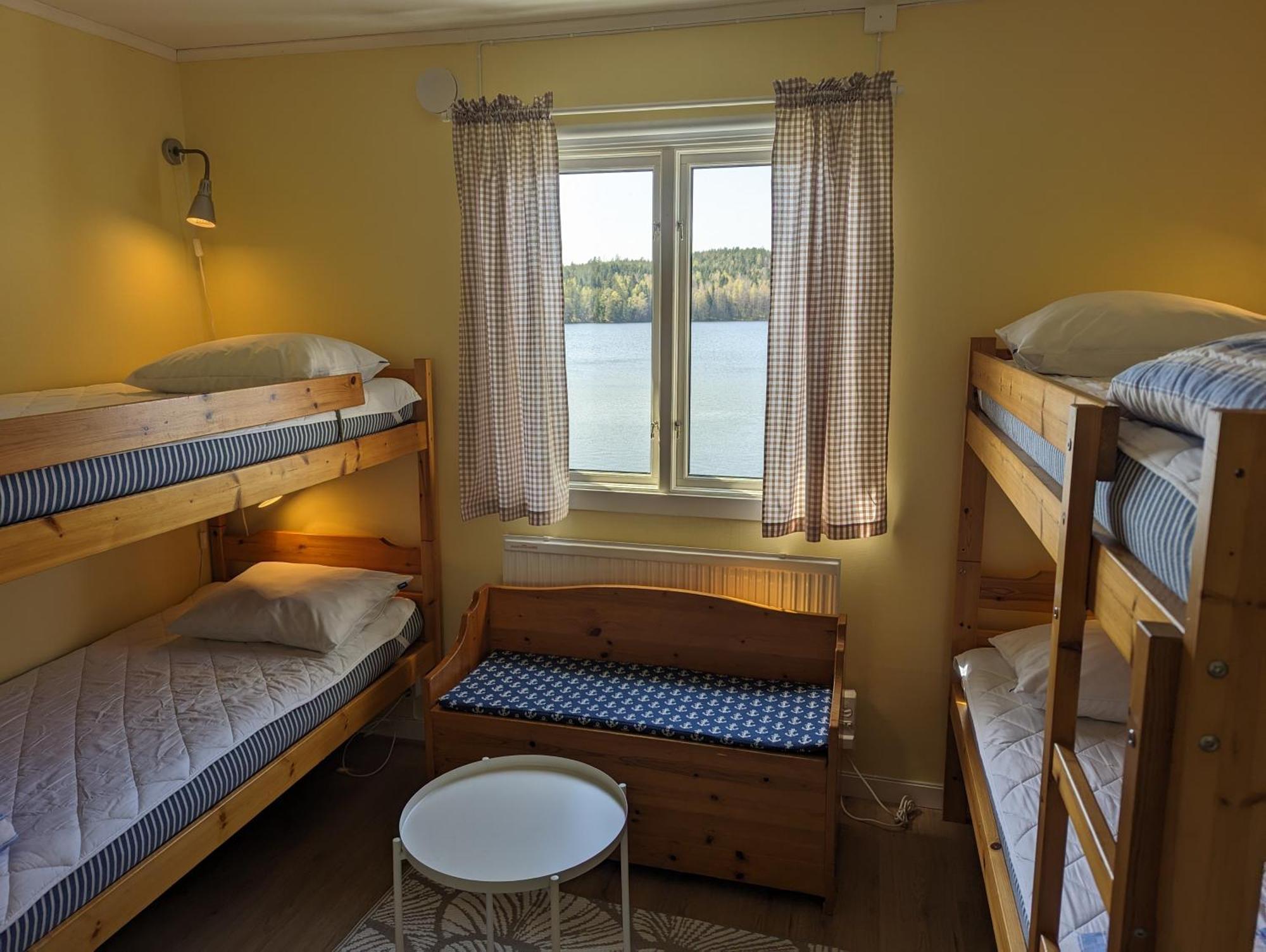 Varhaga Vandrarhem Sjuntorp Exterior foto