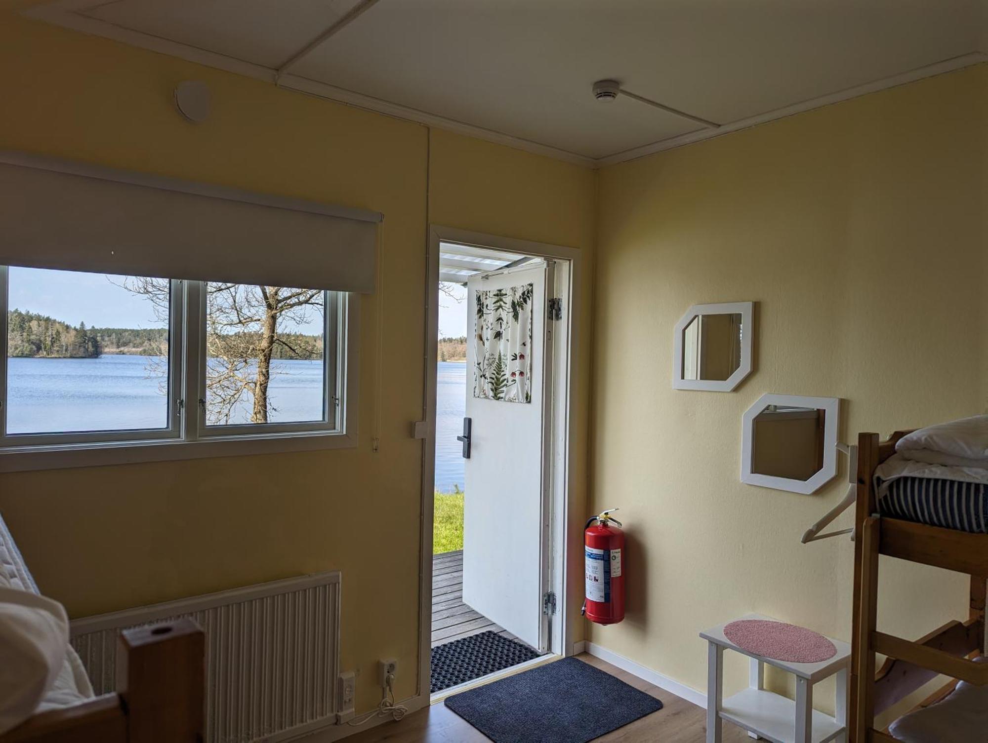 Varhaga Vandrarhem Sjuntorp Exterior foto
